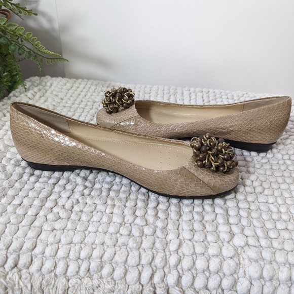 Calvin Klein Flats Size 6.5 - Picture 5 of 8